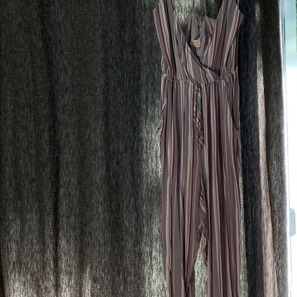 Striped jumpsuit - Picture 3 of 8